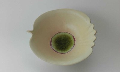 cream and green glass bird bowl